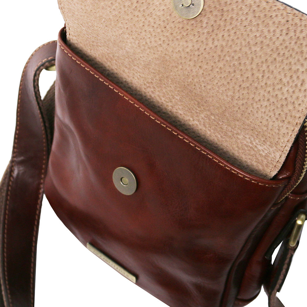 Pieni ruskea messenger nahkalaukku ⎪ Larry ⎪ Tuscany Leather