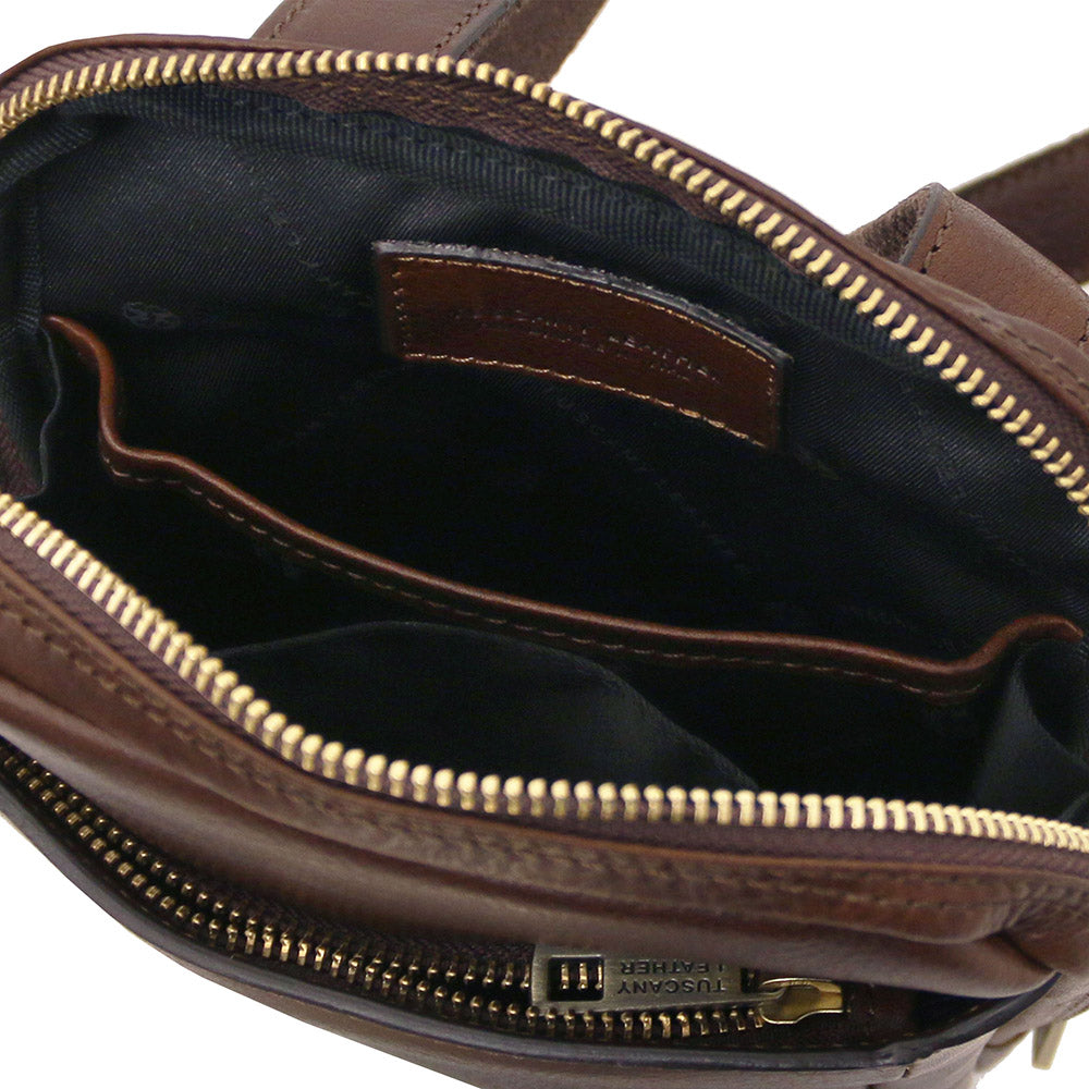 Pieni matta tummanruskea Messenger Tasche ⎪ Mark ⎪ Tuscany Leather