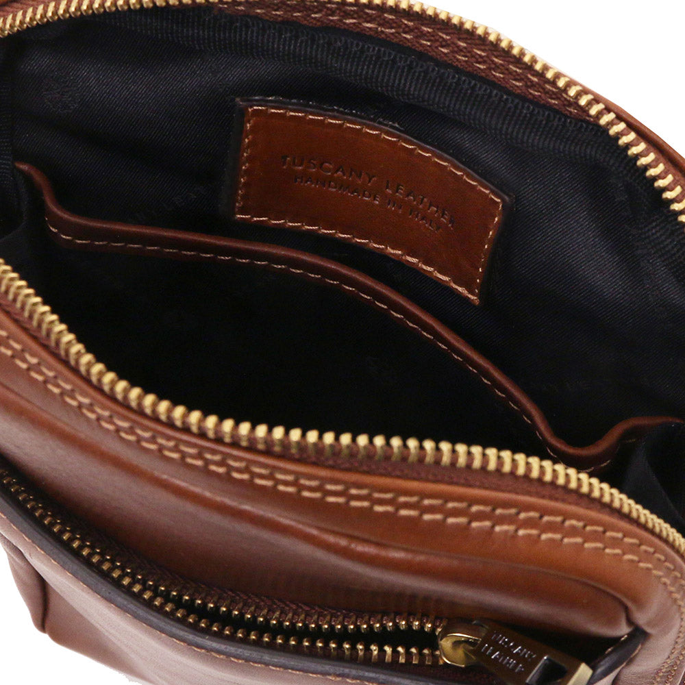 Pieni matta ruskea messenger laukku ⎪ Mark ⎪ Tuscany Leather