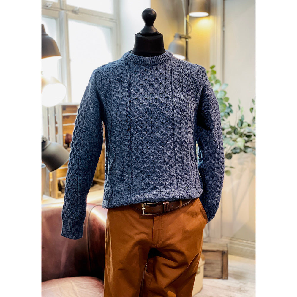 Blauer Strickpullover ⎪ Caspian ⎪ Aran Crafts