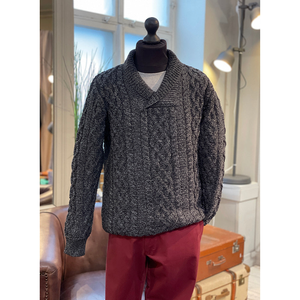 Grauer Merinowollpullover mit Kragen ⎪ Bunratty ⎪ Aran Crafts