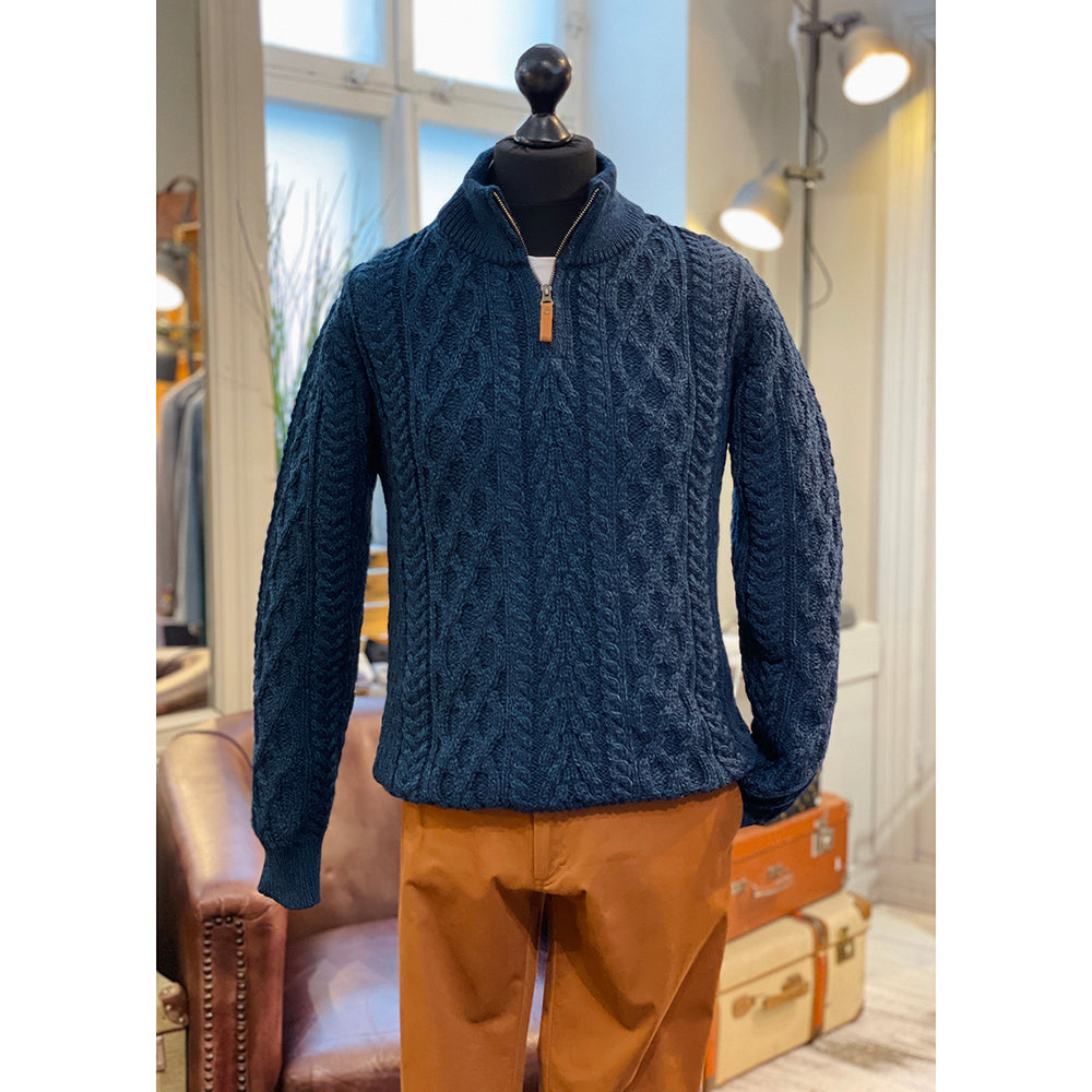 Blauer Merinowollpullover mit Reißverschluss ⎪ Sherwood ⎪ Aran Crafts