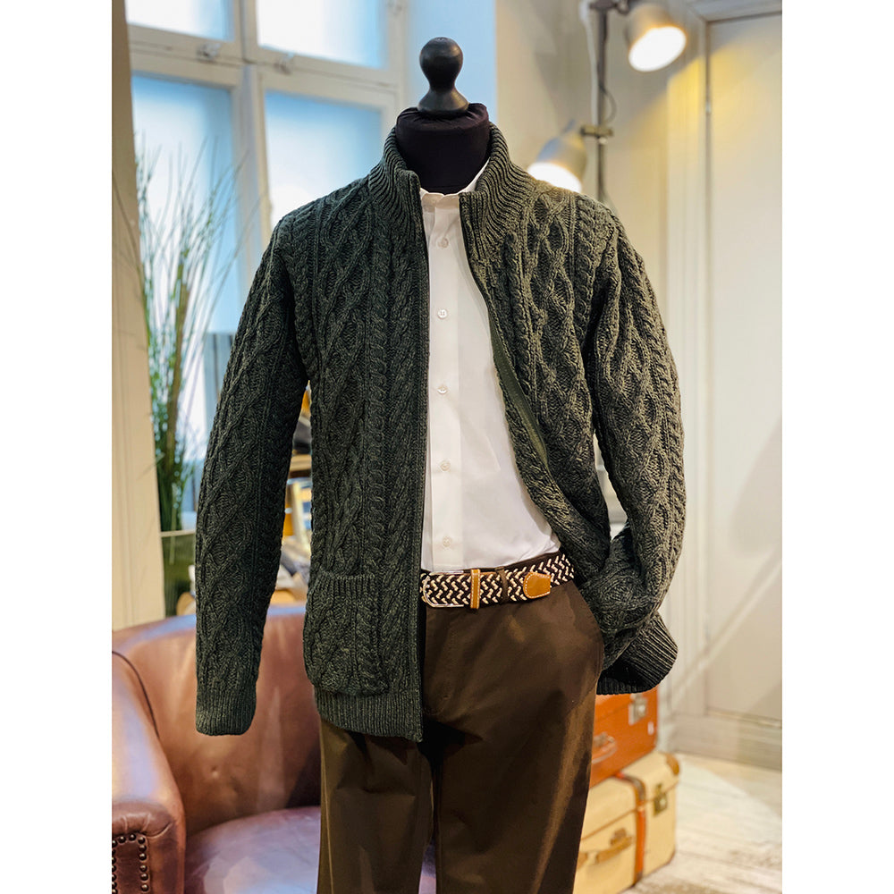Grüne Merinowolle Strickjacke ⎪ Reißverschluss ⎪ Aran Crafts