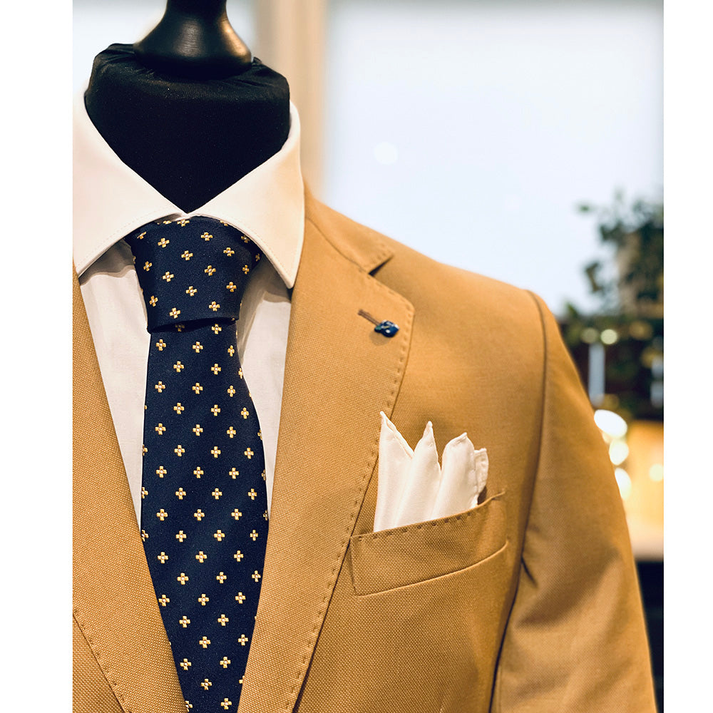 Okran värinen puku ⎪ Adri⎪ Adriano Langella