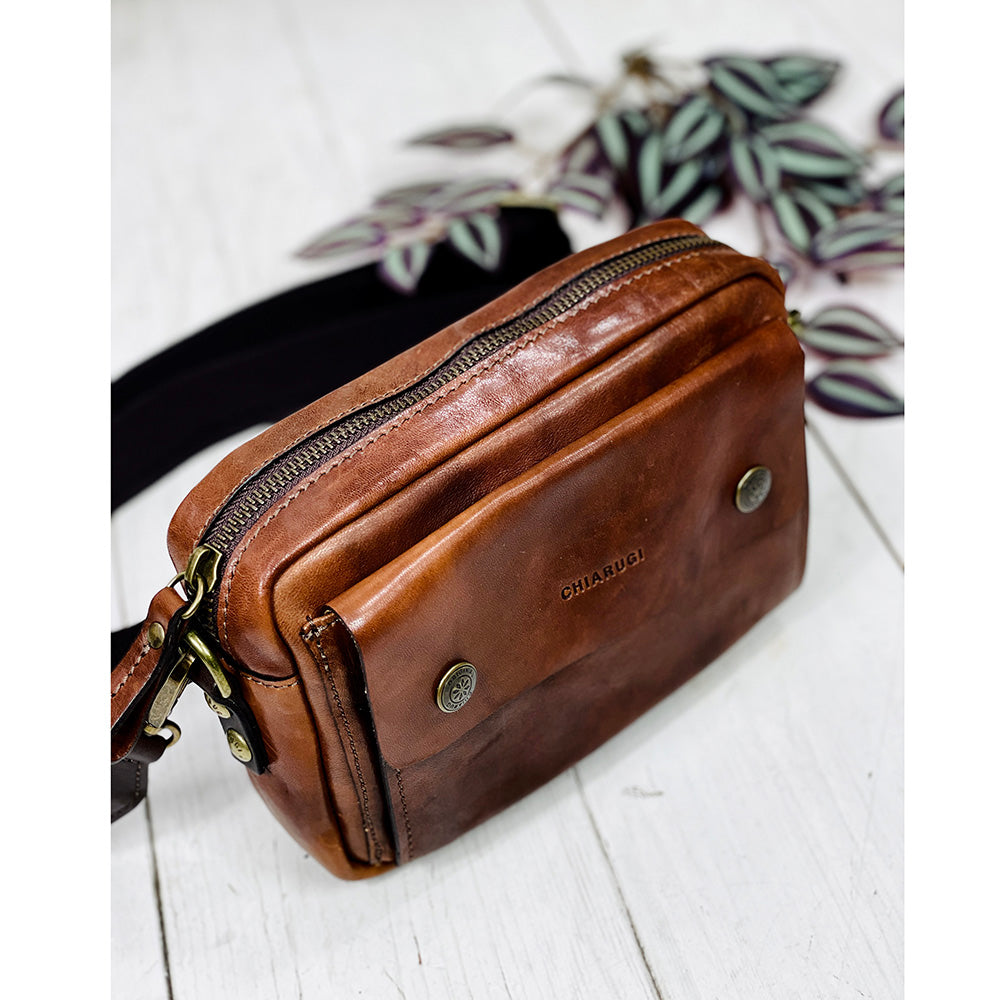 Ruskea crossbody nahkalaukku ⎪Old Tuscany ⎪Chiarugi