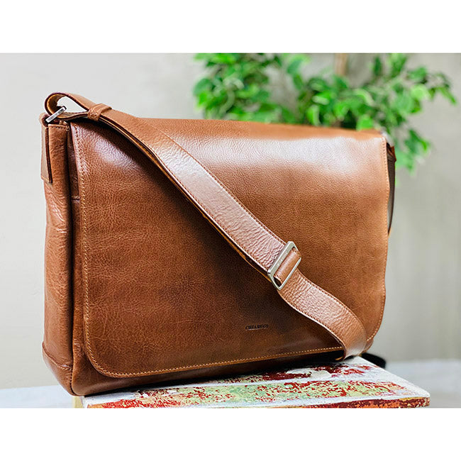 Iso ruskea messenger nahkalaukku⎪Chiarugi