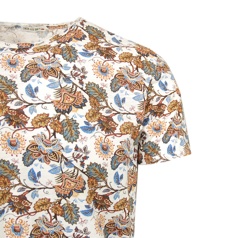 Weißes T-Shirt mit buntem Muster ⎪ Arielli ⎪ Circus Red