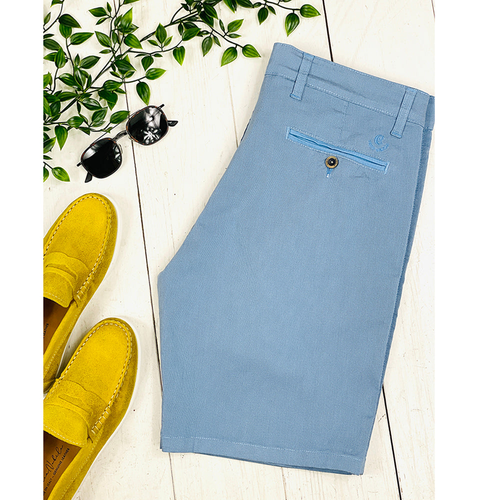 Vaaleansiniset shortsit ⎪ Cartujana Bermuda ⎪ C. Mikelo