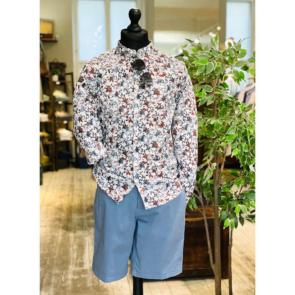Hellblaue Shorts ⎪ Soria Bermuda ⎪ C. Mikelo