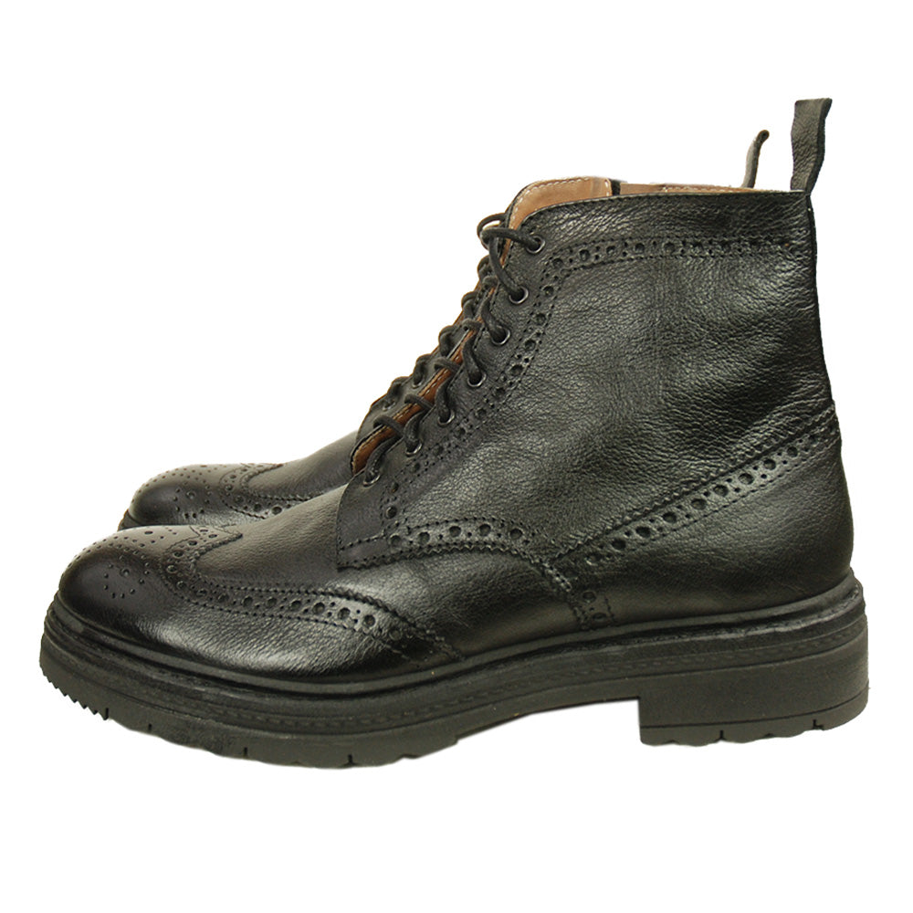 Musta nauhallinen varsikenkä ⎪ Brogue⎪ Rennella