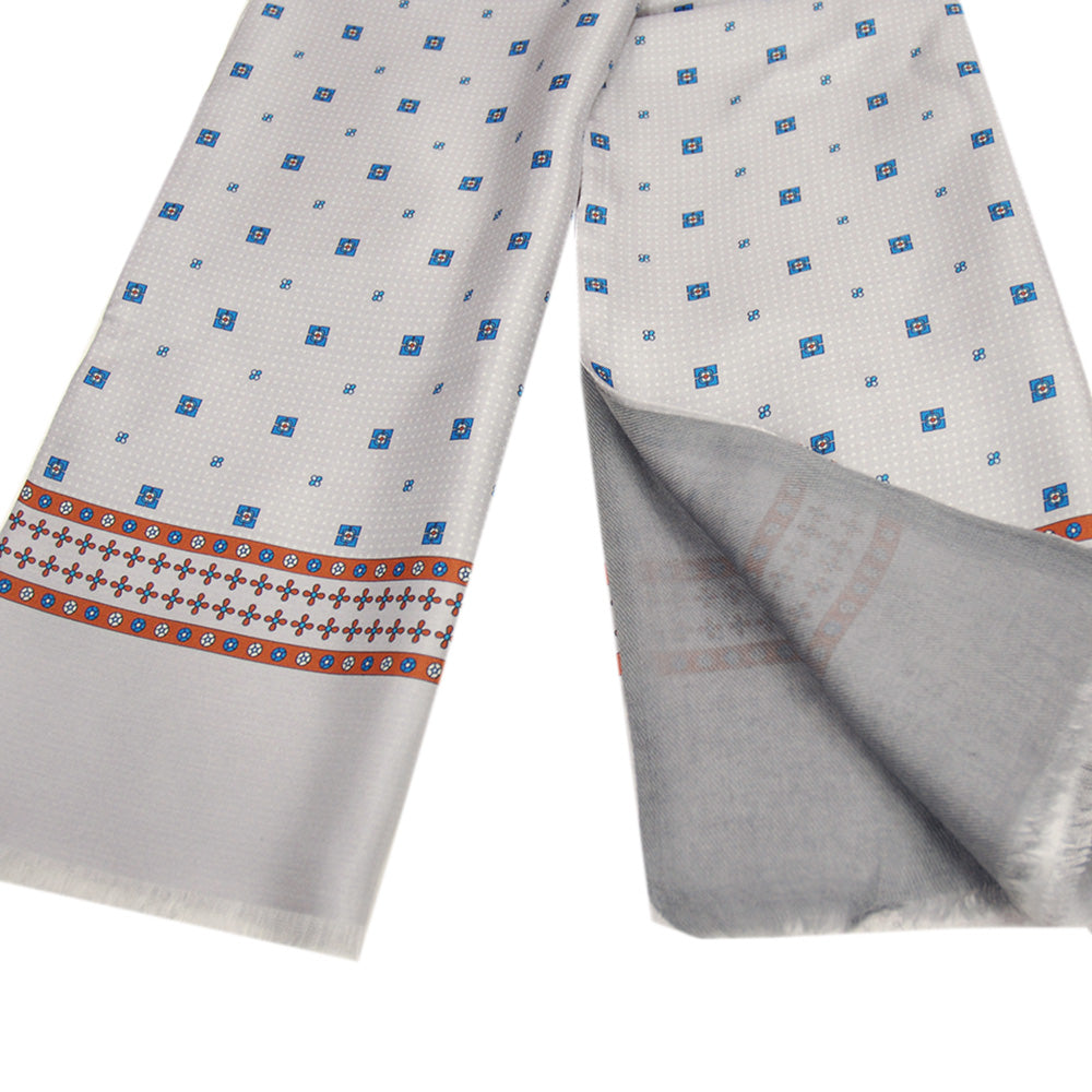 Silver-gray patterned silk scarf with wool lining ⎪ Giorgio Redaelli