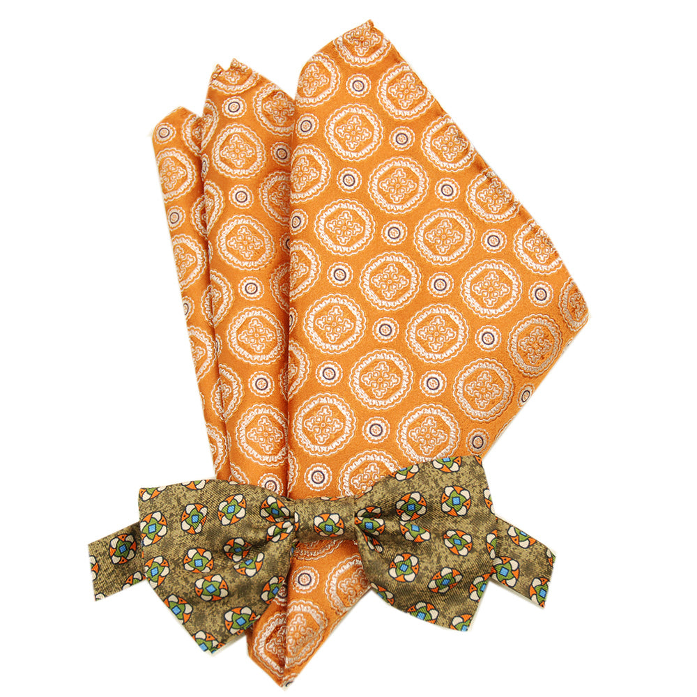 Brown patterned bow tie and orange pocket square set ⎪ Giorgio Redaelli