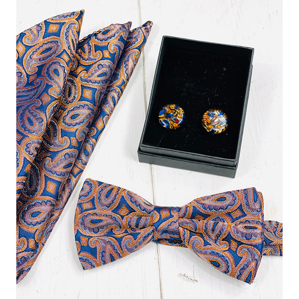Blue bow tie with a large paisley pattern⎪ Giorgio Redaelli