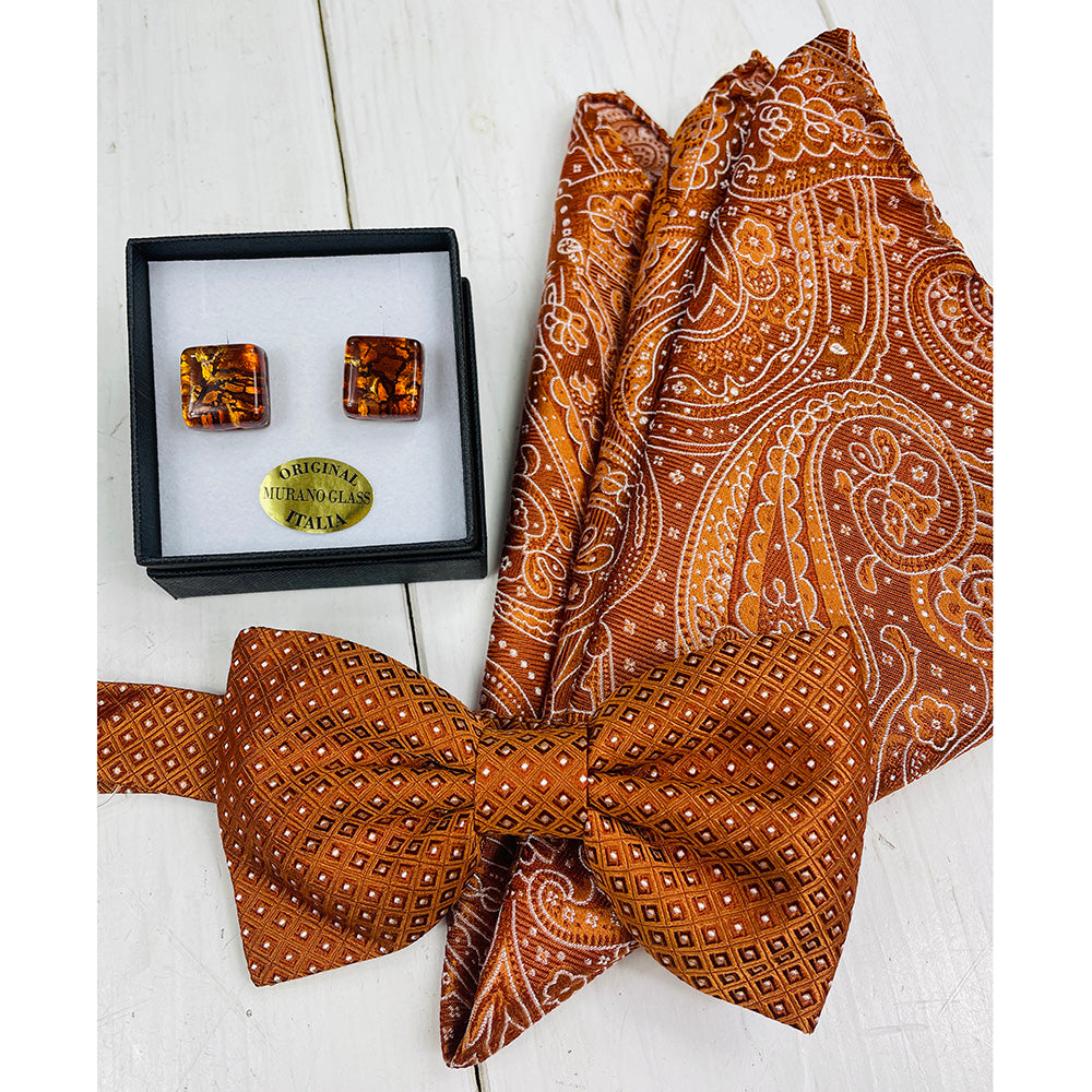 Orange bow tie with a small pattern ⎪ Giorgio Redaelli
