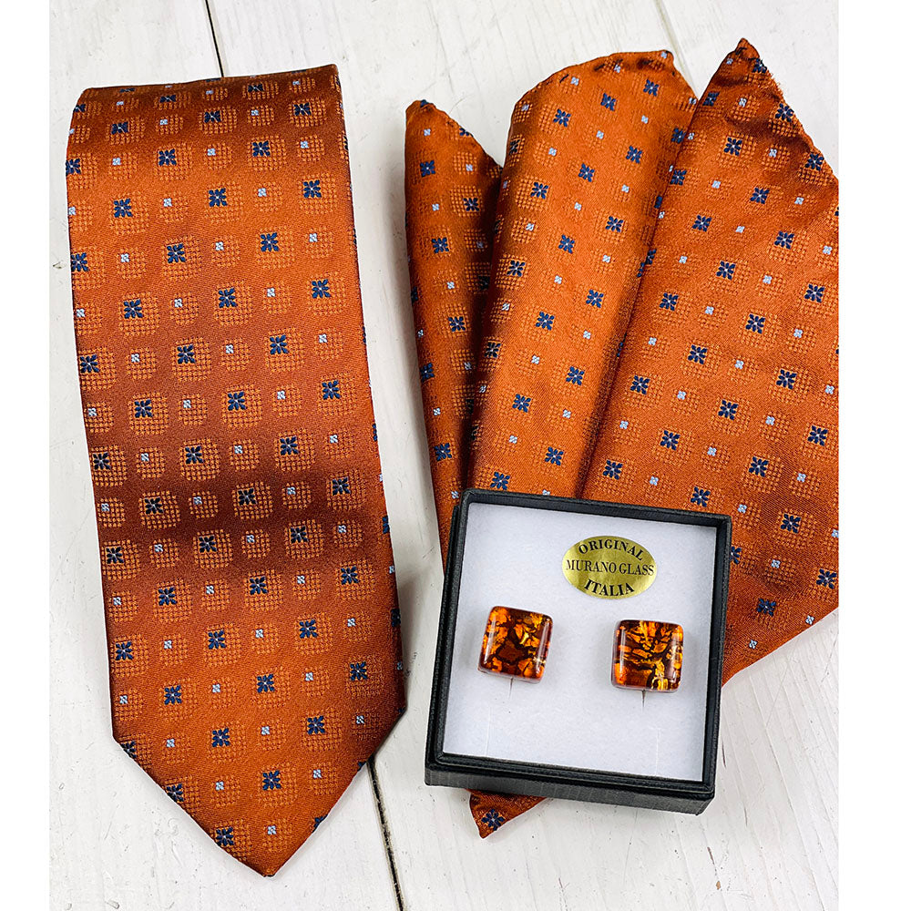 Dunkeloranges Einstecktuch⎪ Giorgio Redaelli