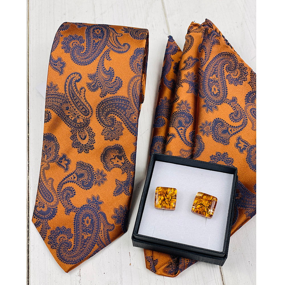 Orange paisley tie⎪ Giorgio Redaelli