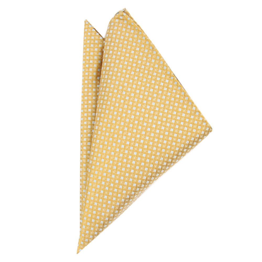 Golden-colored pocket square⎪ Giorgio Redaelli