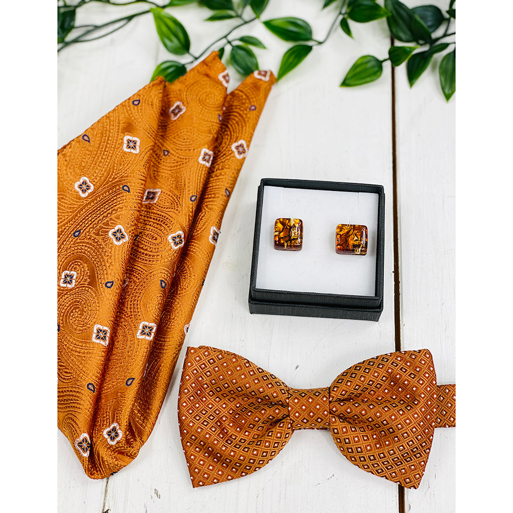 Orange pocket square with pattern⎪ Giorgio Redaelli