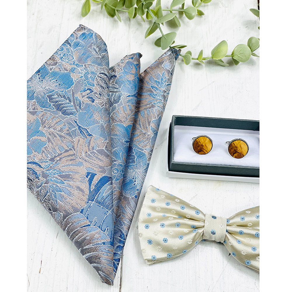 Festive blue / gold patterned pocket square⎪ Giorgio Redaelli