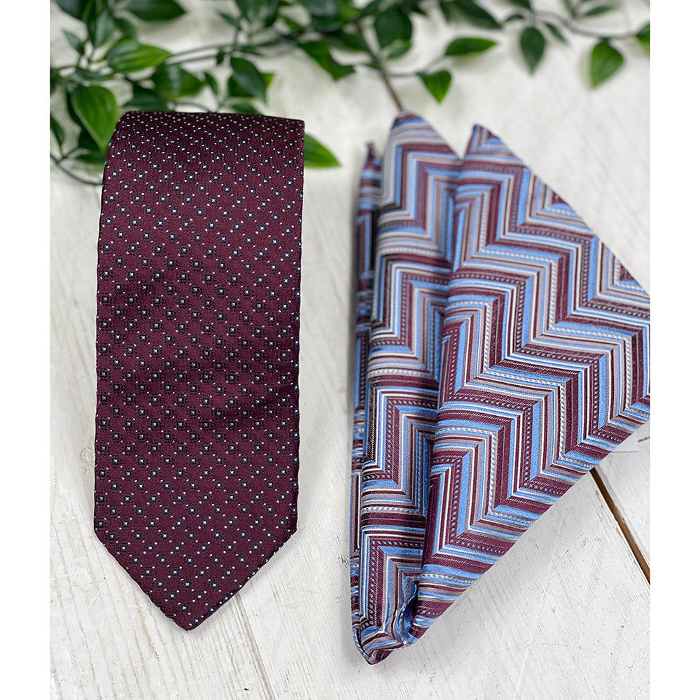 Burgundy / Light Blue Chevron-Pattern Pocket Square | Giorgio Redaelli