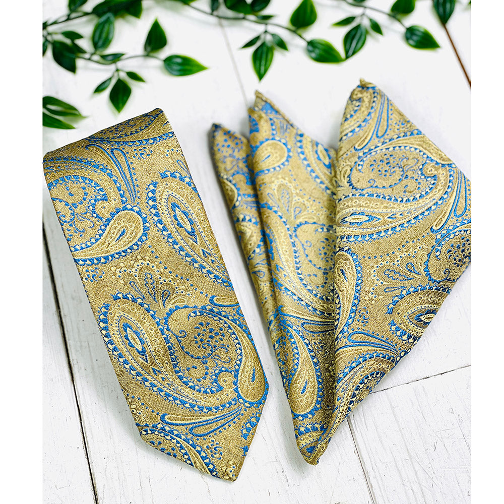 Gold pocket square | Giorgio Redaelli