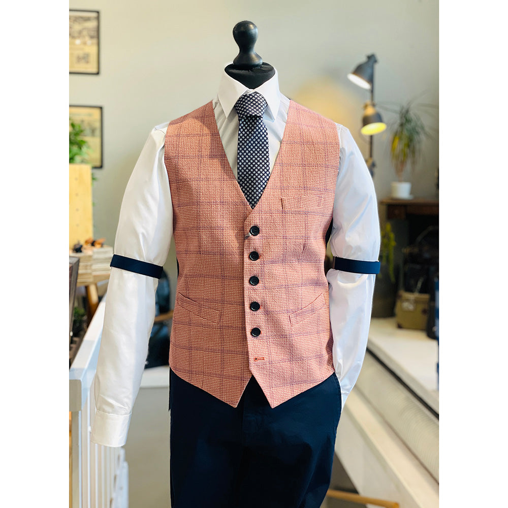 Pink checkered vest ⎪ Roland ⎪ Nous