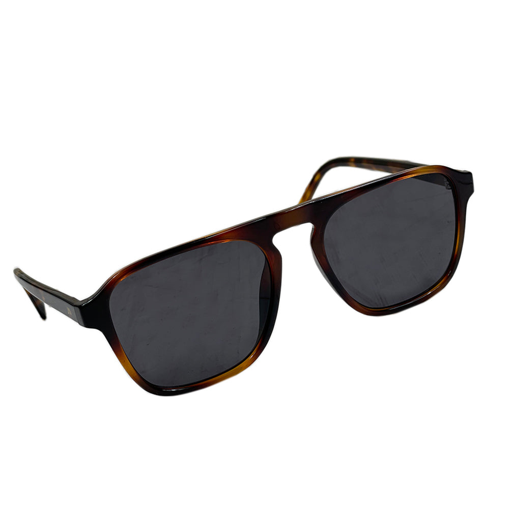 Tortoise-patterned sunglasses ⎪ Self Smoke ⎪ JohNocera