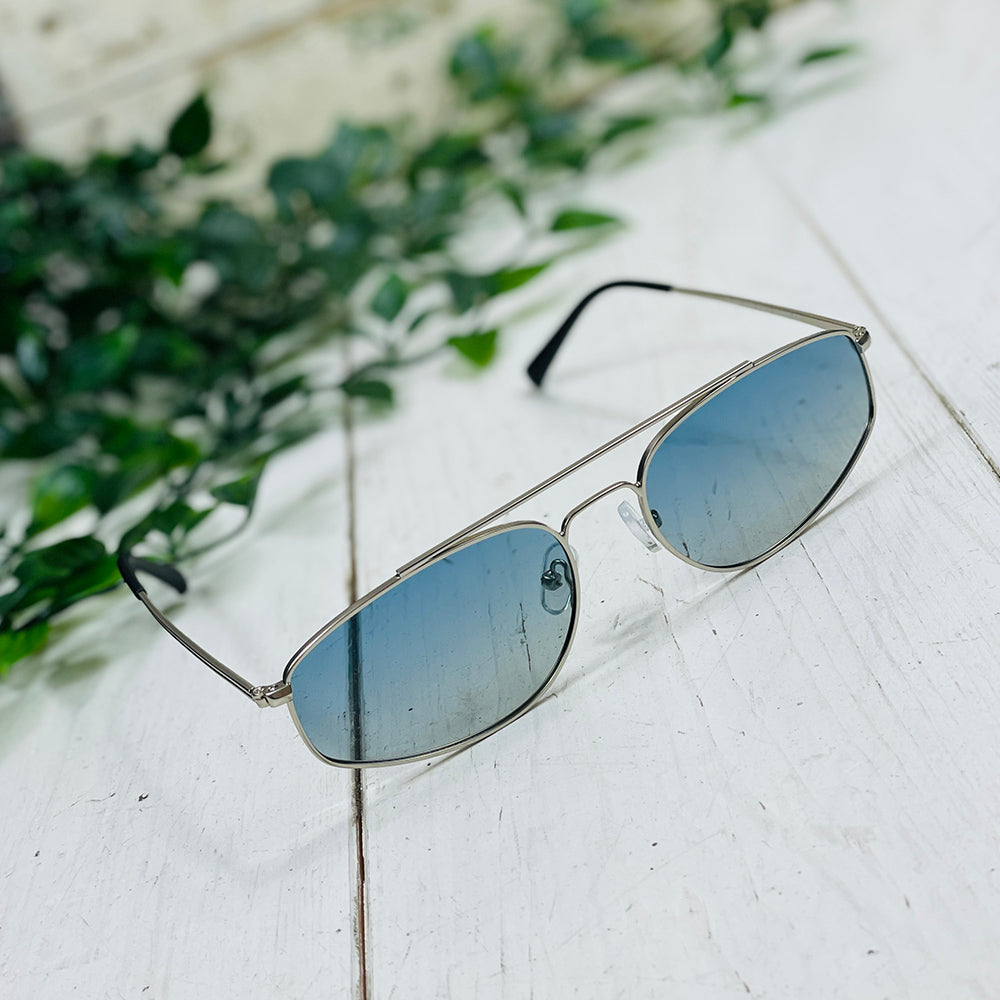 Silver pilot sunglasses ⎪ Gradient Blue Lenses ⎪ JohNocera