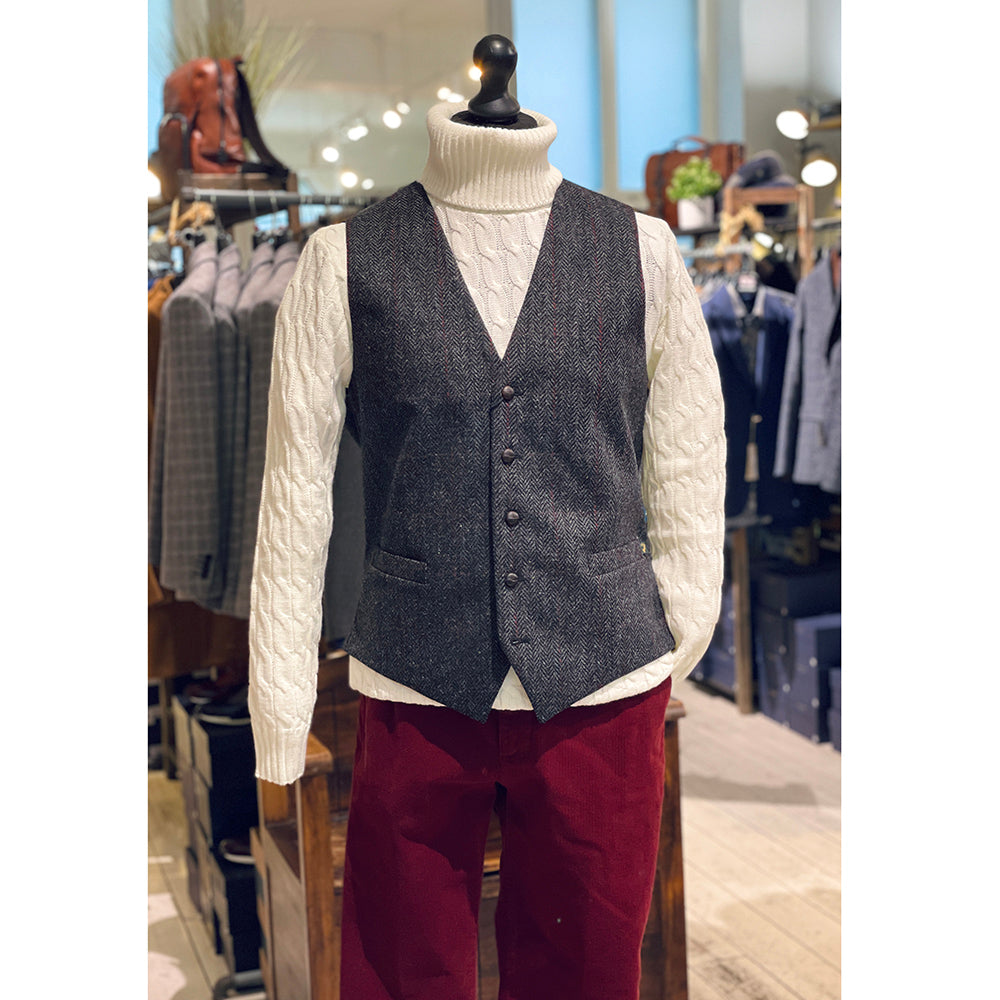 Graue karierte Tweed-Weste ⎪ Mucros Weavers