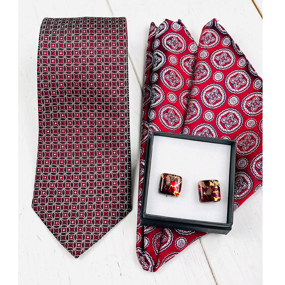 Dark red patterned pocket square ⎪ Giorgio Redaelli