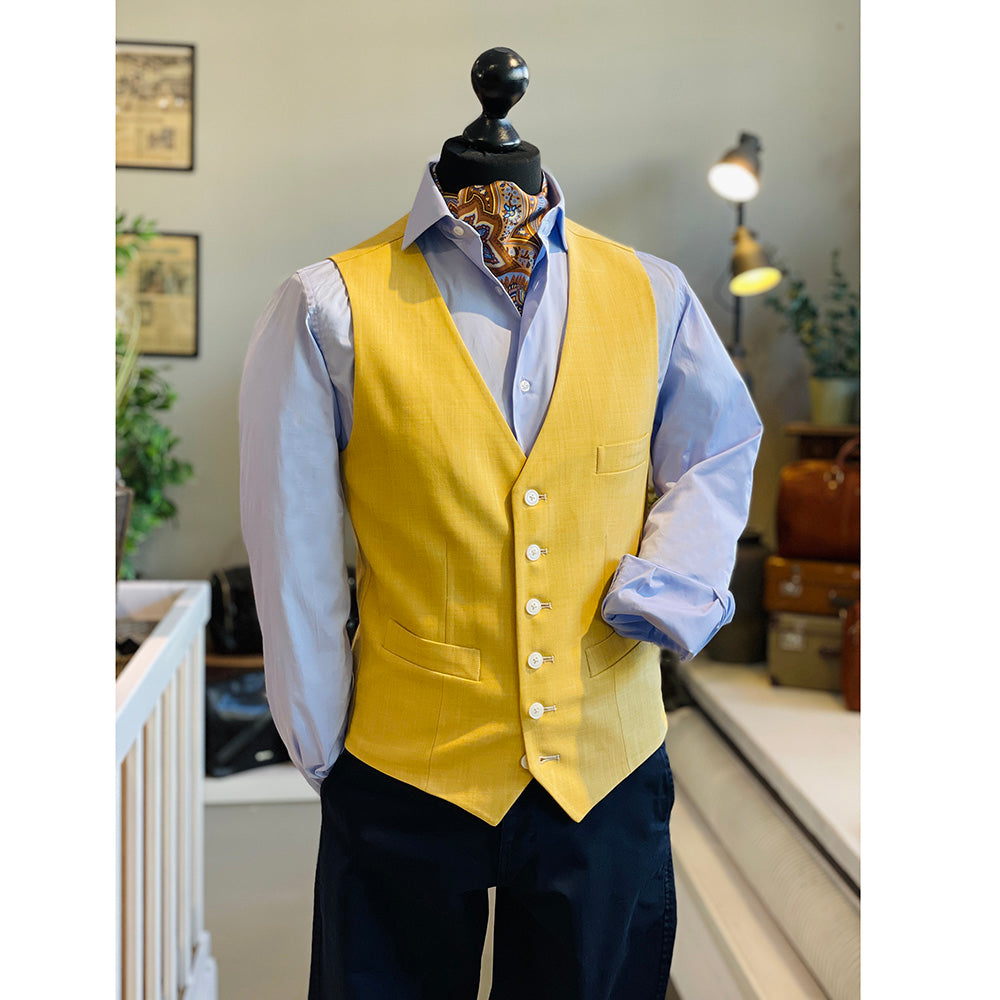 Keltainen liivi ⎪ Visso⎪ Posillipo 1930