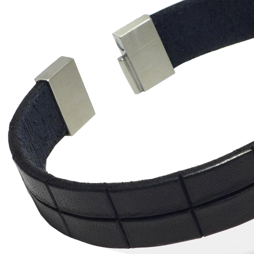 Schwarzes Lederarmband ⎪ KF54 ⎪ Starbeit
