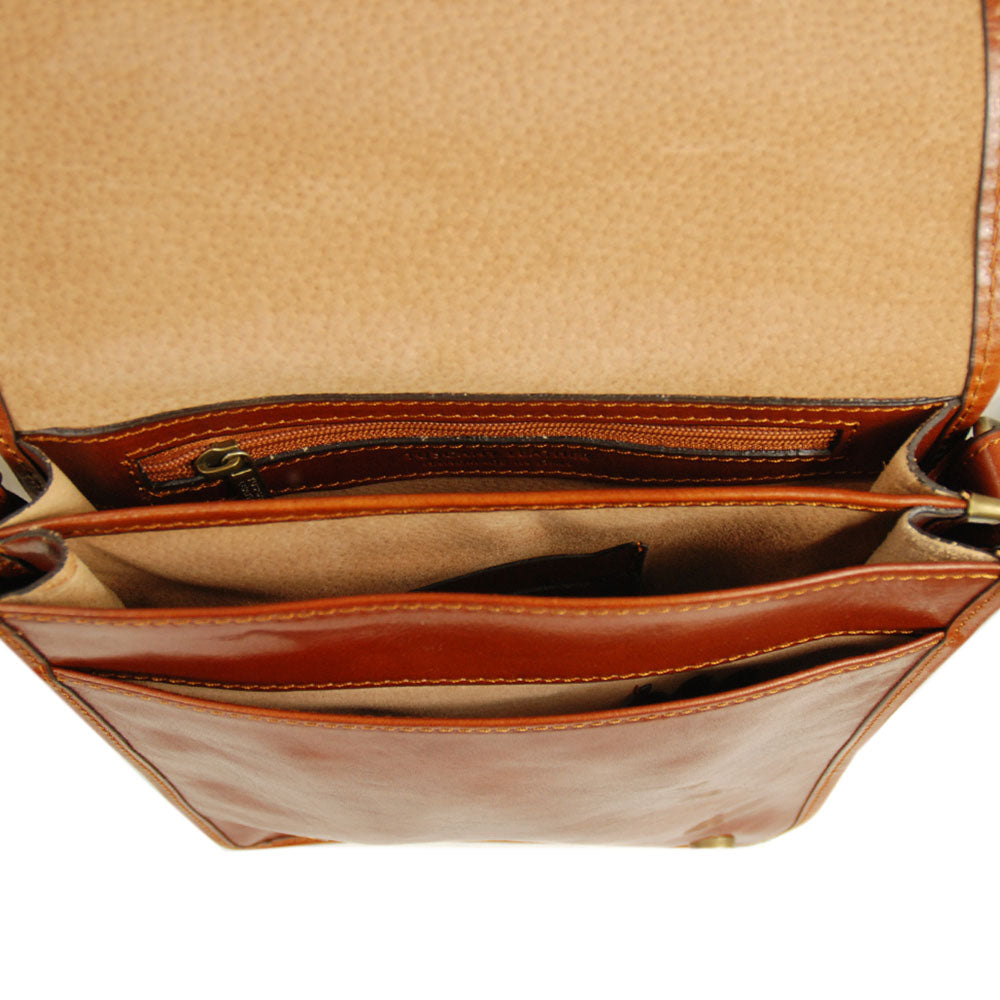 Honungsfärgad messengerläderväska ⎪ Tuscany Leather