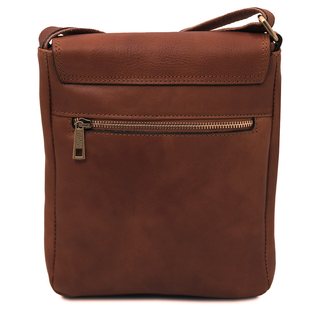 Small honey-colored messenger bag ⎪John ⎪TL