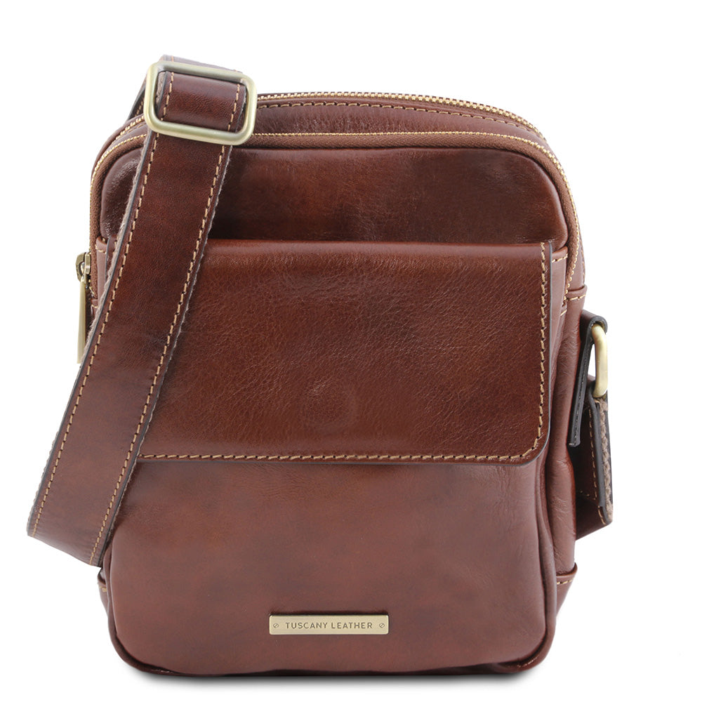 Pieni ruskea messenger nahkalaukku ⎪ Larry ⎪ Tuscany Leather