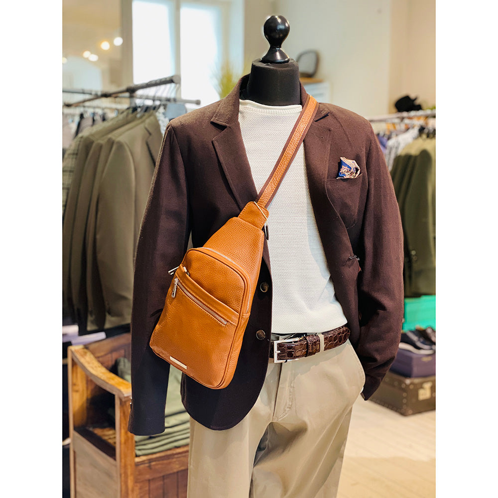 Vaaleanruskea crossbody- nahkalaukku ⎪ Albert ⎪ Tuscany Leather