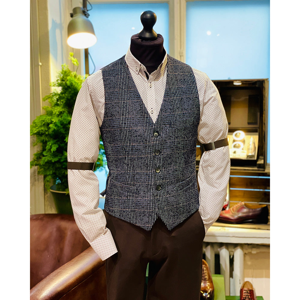 Tummansininen ruudullinen liivi ⎪ Bojano ⎪ Xagon Man