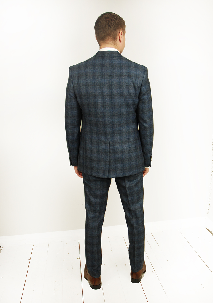 Blå rutig kostym⎪ REDA⎪Reykjavik District