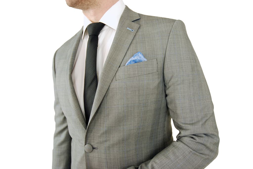 Vaaleanharmaa puku ⎪REDA⎪Reykjavik District