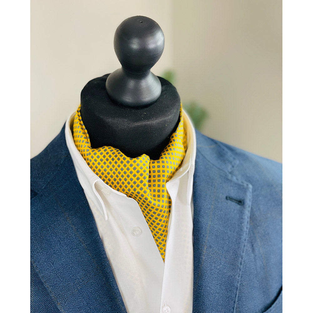 Gelbes Ascot-Tuch ⎪ Giorgio Redaelli