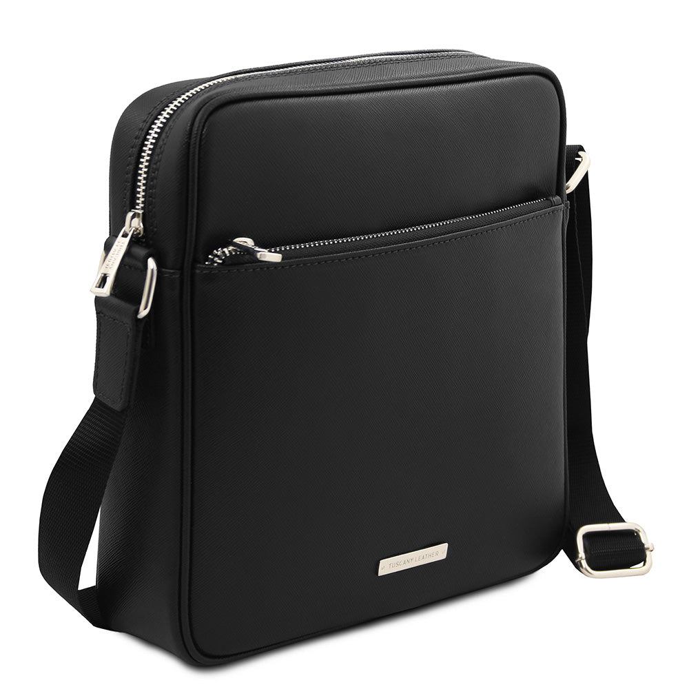 Musta pieni messenger laukku⎪ Luke Saffiano ⎪ Tuscany Leather