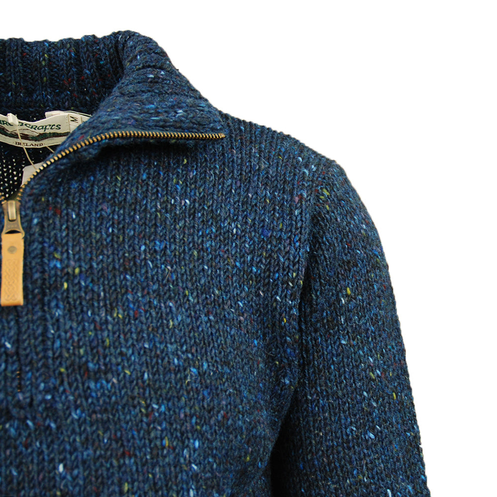 Sininen neulepaita vetoketjulla ⎪ Denim ⎪ Aran Crafts