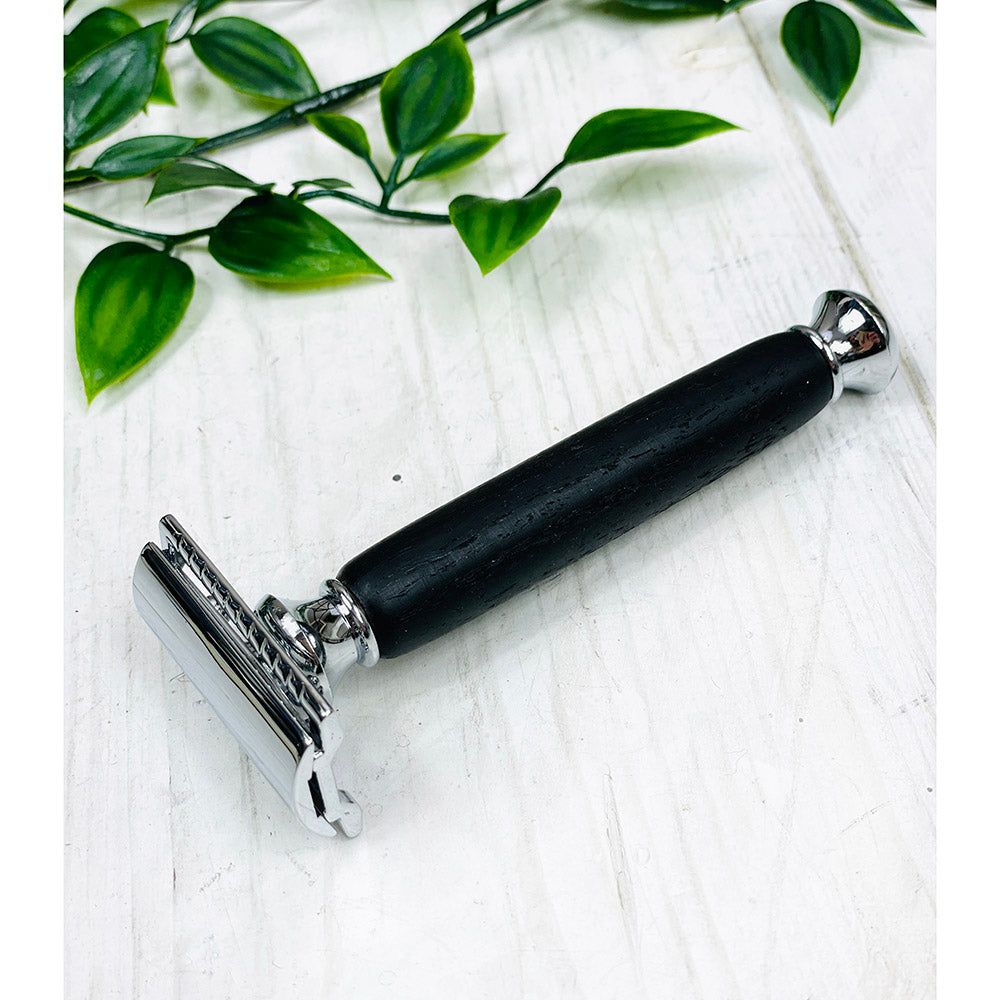 Safety Razor Partahöylä ⎪ Bog Oak  ⎪  Bog & Brass