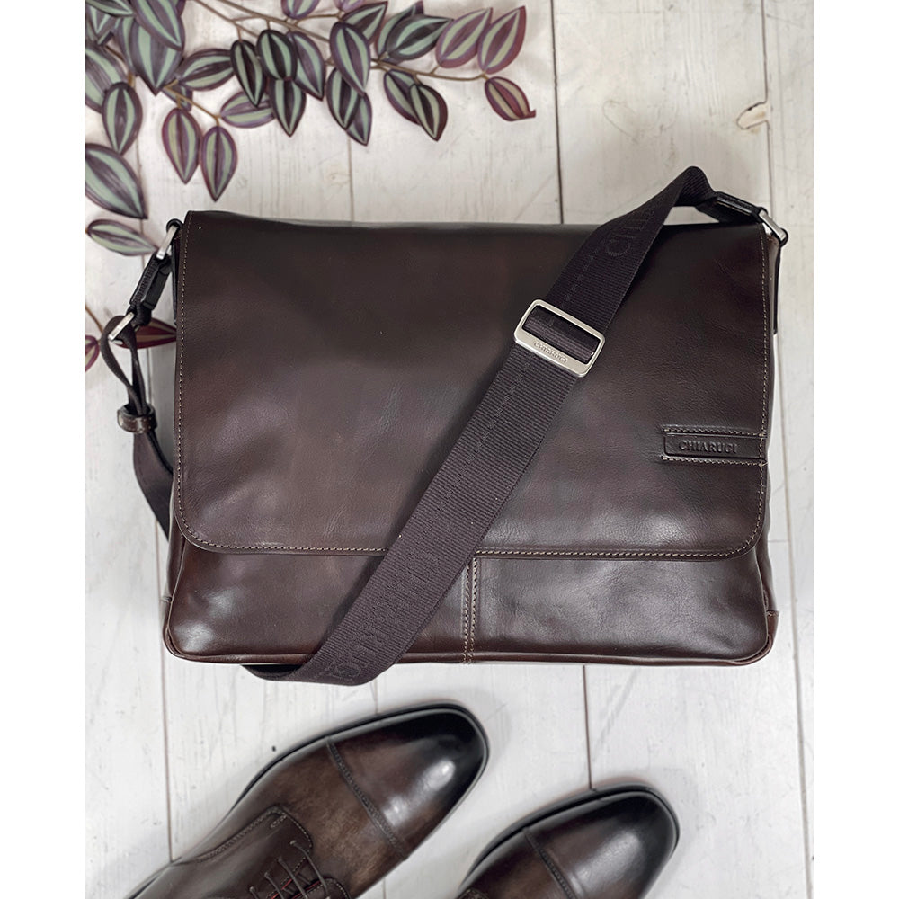 Large dark brown leather messenger bag 14' ⎪Chiarugi