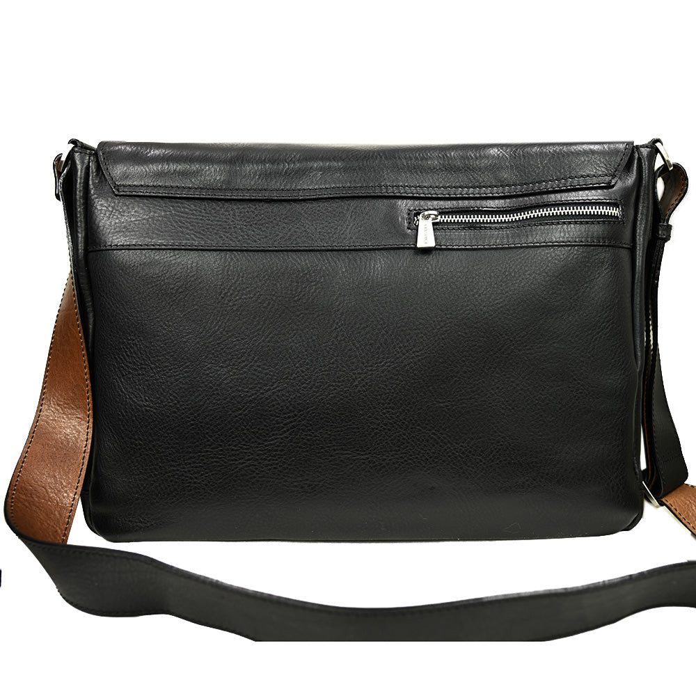 Iso musta messenger laukku⎪ Chiarugi