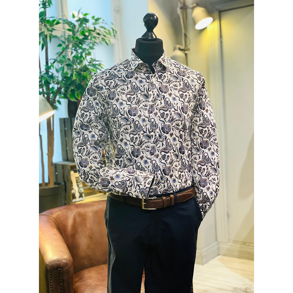 Valkoinen kauluspaita ruskealla / sinisellä kuviolla⎪ Lucera ⎪ Circus Red