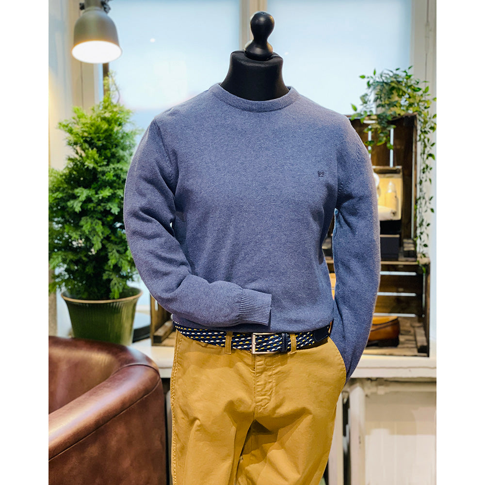 Sininen puuvillaneule ⎪ Antonio ⎪C. Mikelo