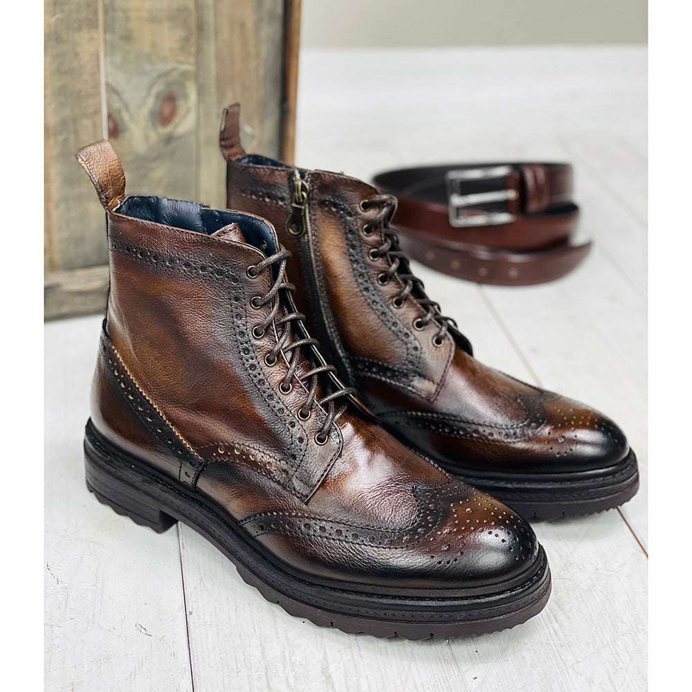 Ruskea nauhallinen varsikenkä ⎪ Brogue ⎪ Rennella