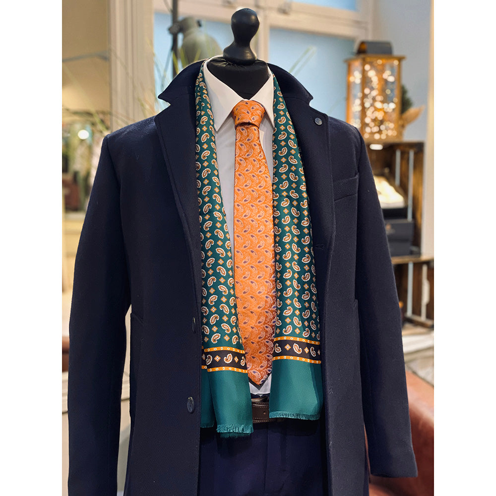 Rotes gemustertes Seidentuch mit Wollfutter ⎪ Giorgio Redaelli