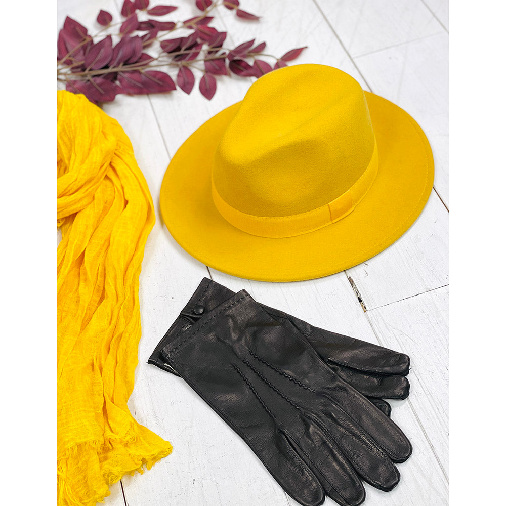 Mustard yellow hat⎪ Hologram